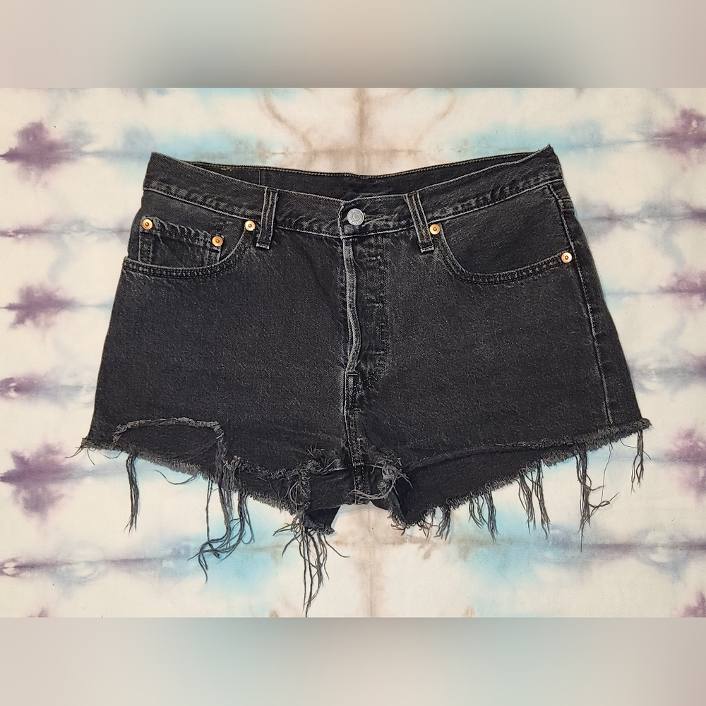 Levi's 501 Cutoffs